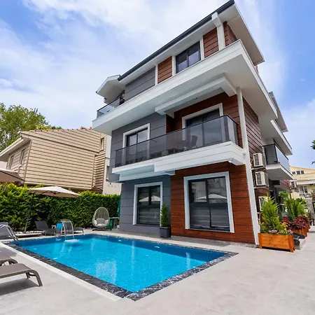Euronova فندق *
